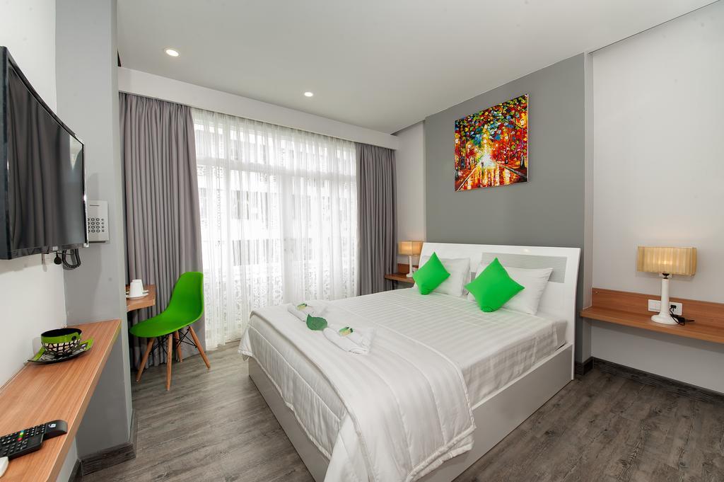 All Seasons Hotel Ho Chi Minh City Exterior photo