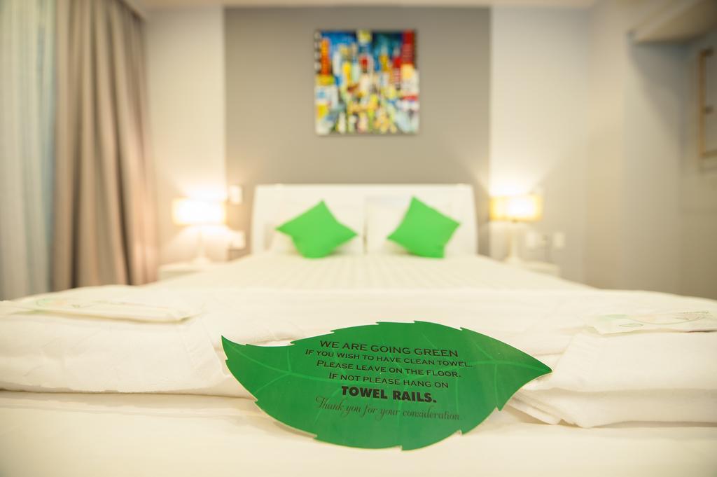 All Seasons Hotel Ho Chi Minh City Exterior photo